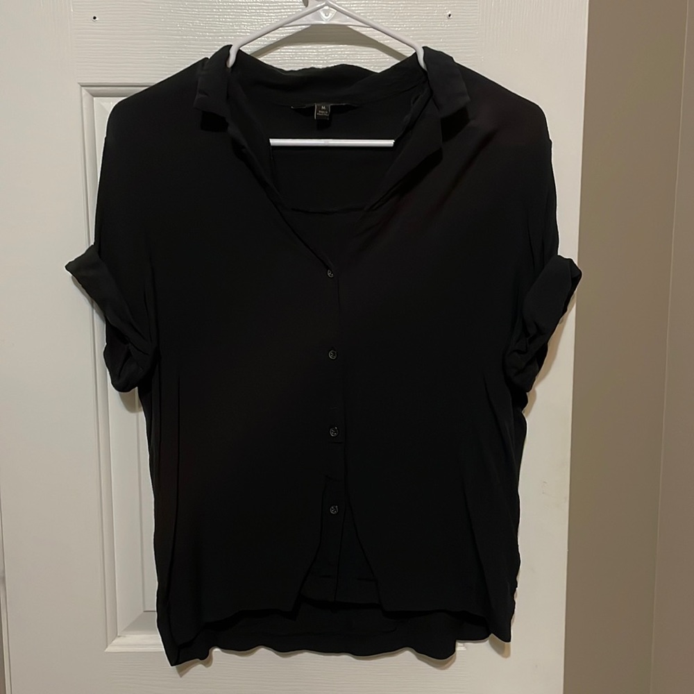 Banana Republic/ Size M/ Black in color